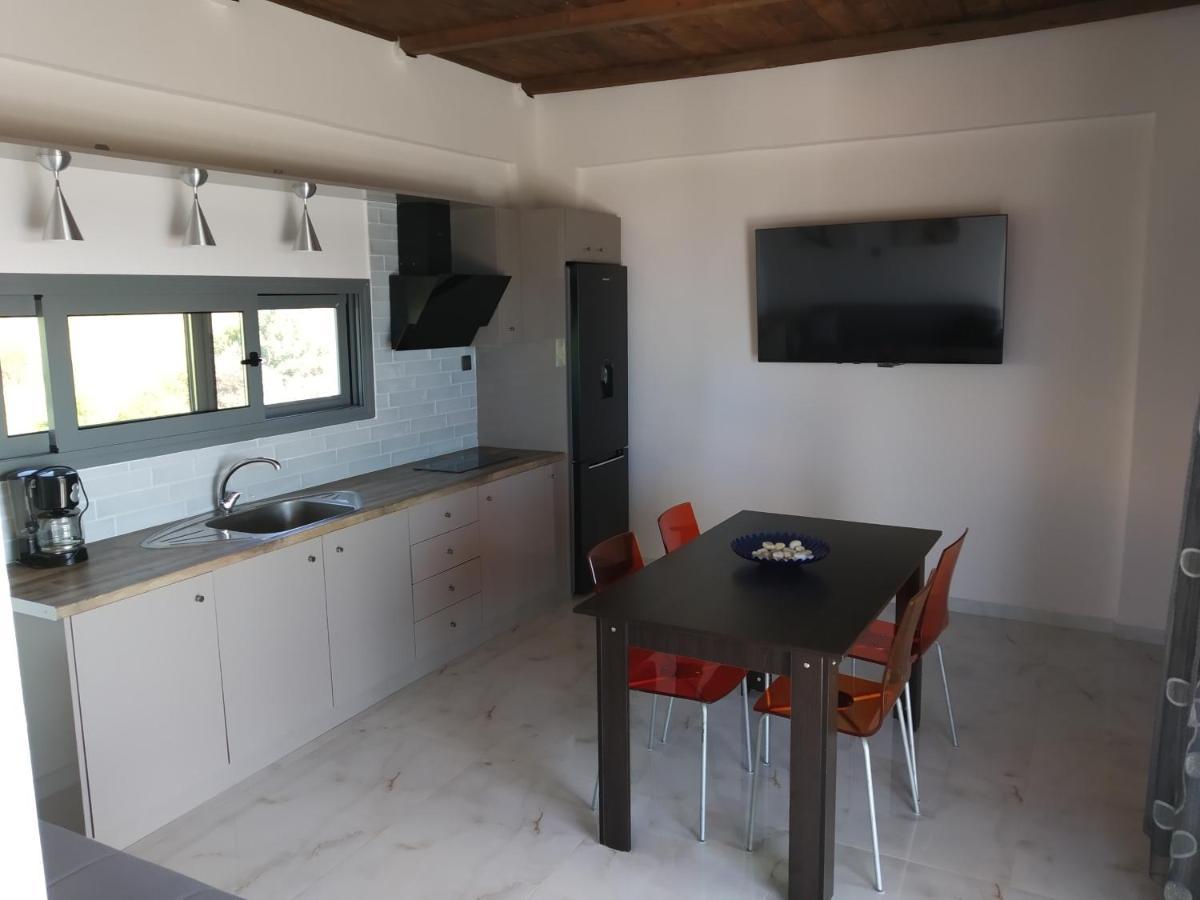 Blue View Sea Apartment Ratzaklion Bagian luar foto